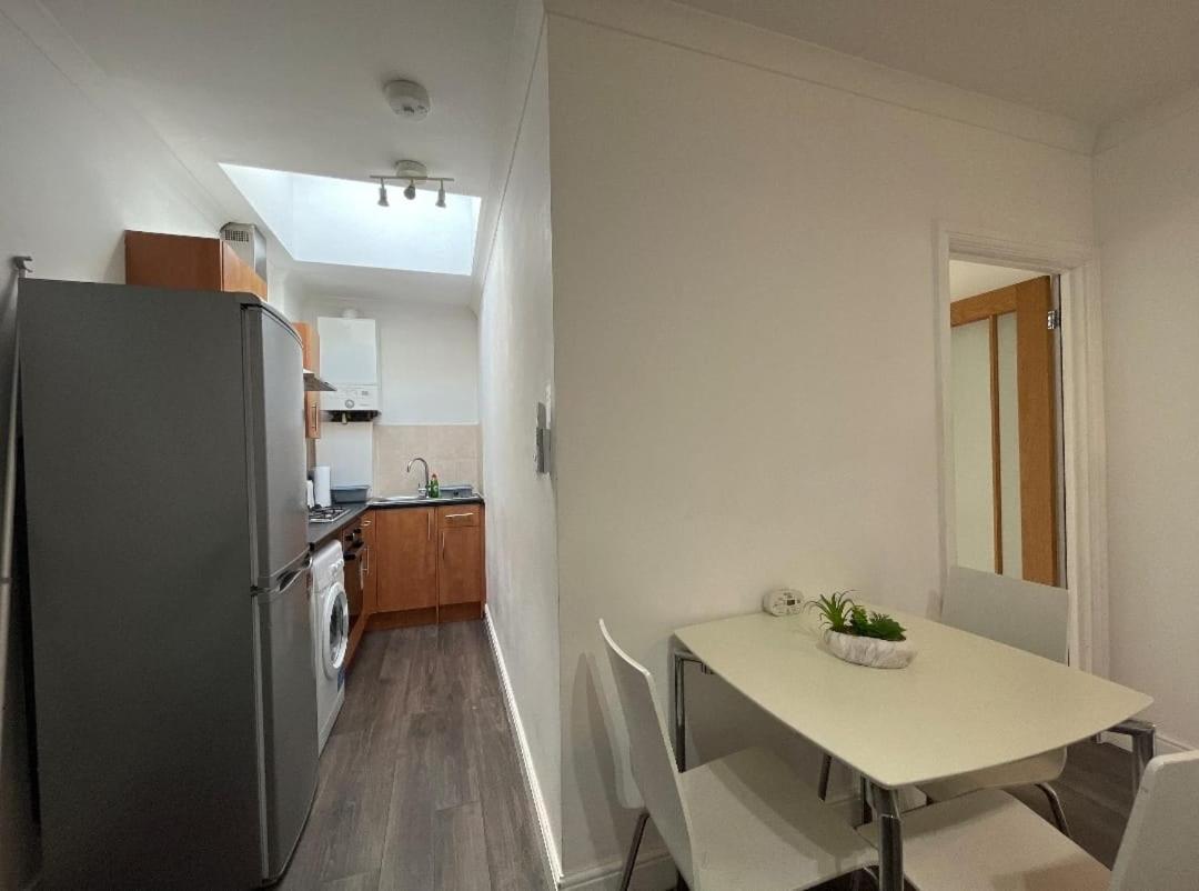 شقة Flat 6, 419 Fulham لندن المظهر الخارجي الصورة